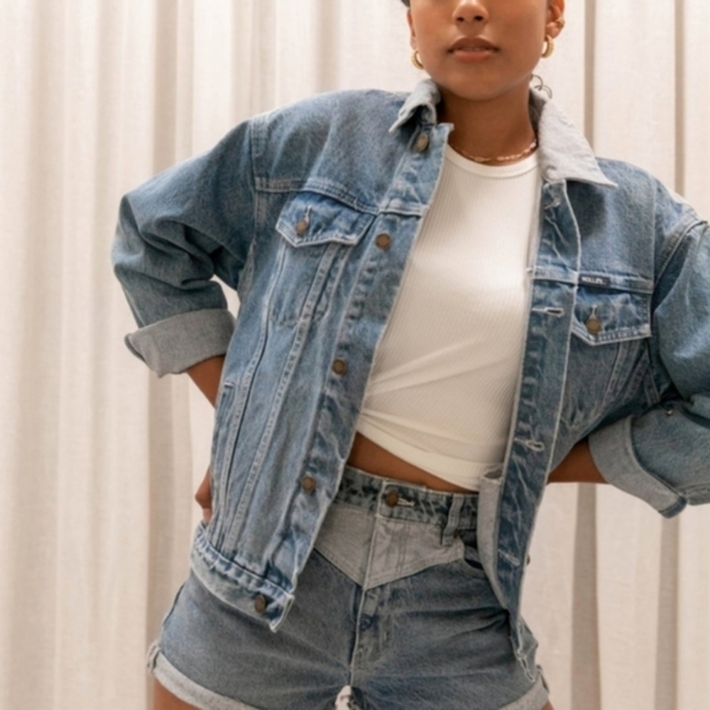 Rollas Jean Denim Jacket in Tumbled Blue - Picture 3 of 12